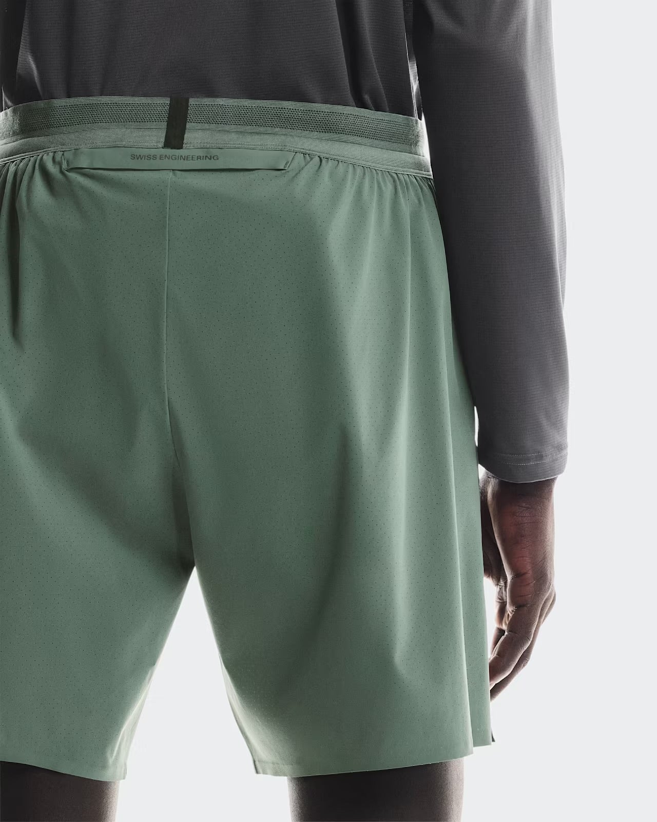 7” performance shorts