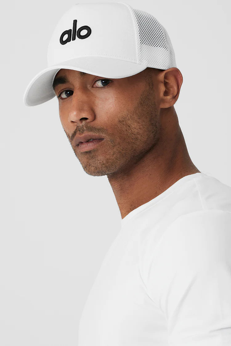 District trucker hat