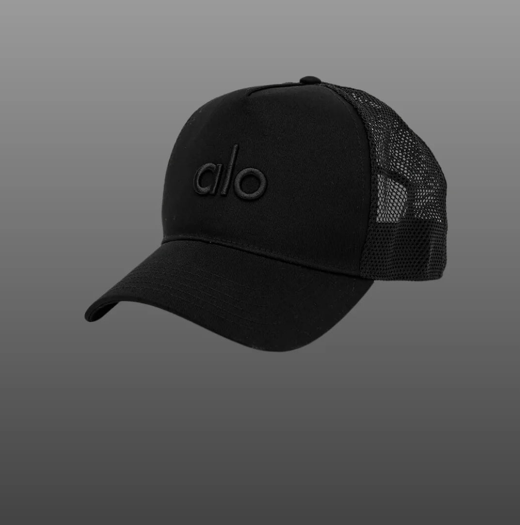 District trucker hat