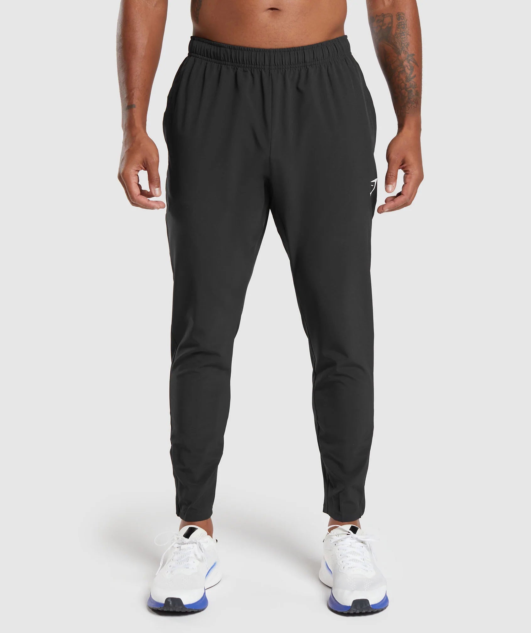 ARRIVAL WOVEN JOGGERS gymshark