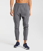 ARRIVAL WOVEN JOGGERS gymshark