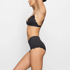 Fits everybody lace bodyshort