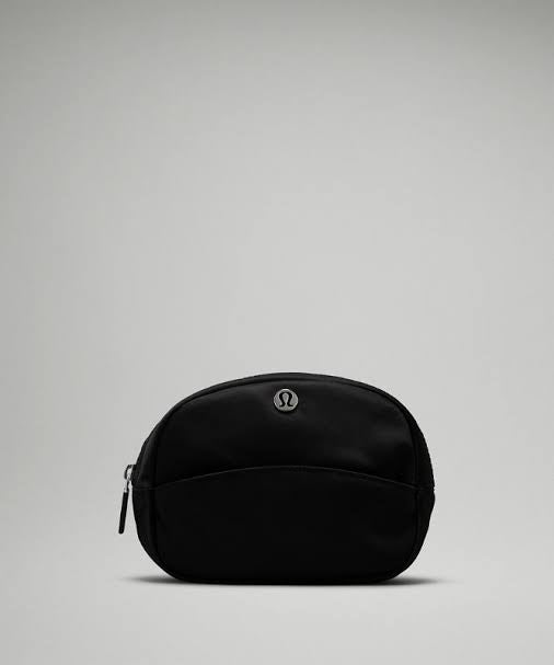 City Essentials Pouch Lululemon