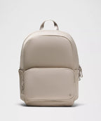 Everywhere Backpack 22L Metal Hardware