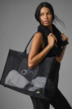 Sheer tote bag