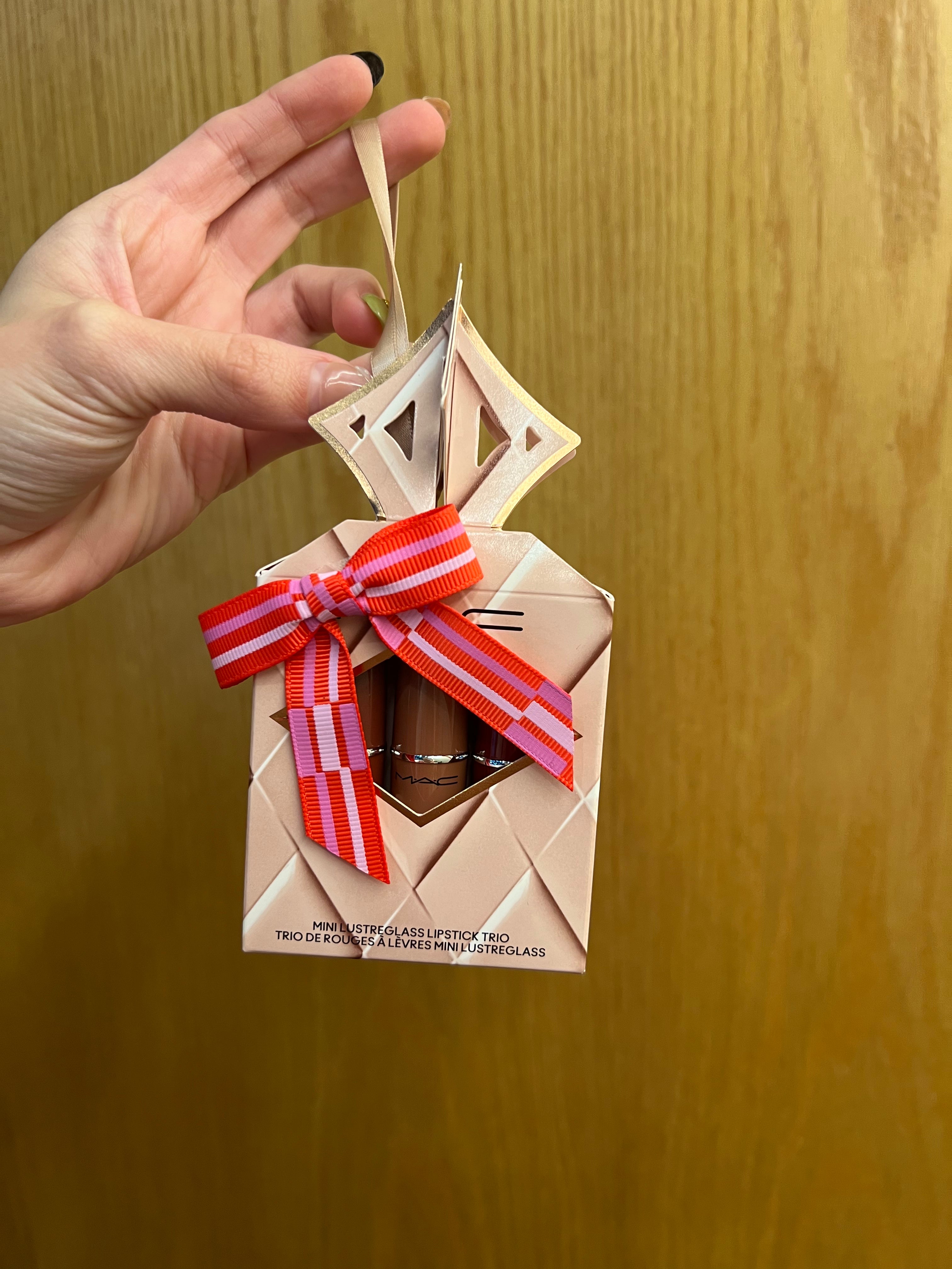 3 lustreglass lipsticks