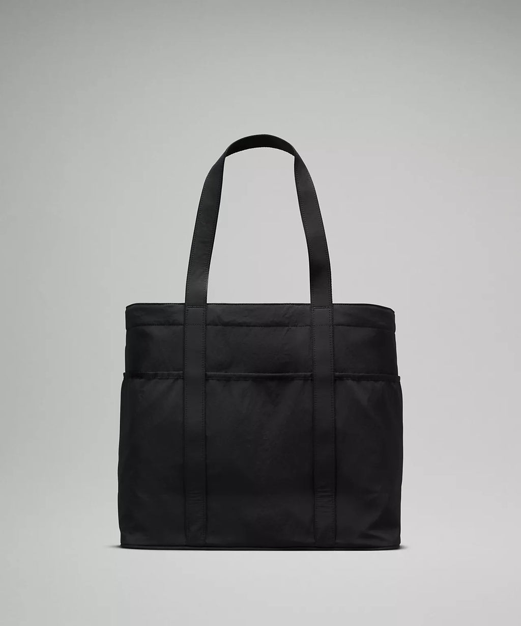 Daily multi pocket tote