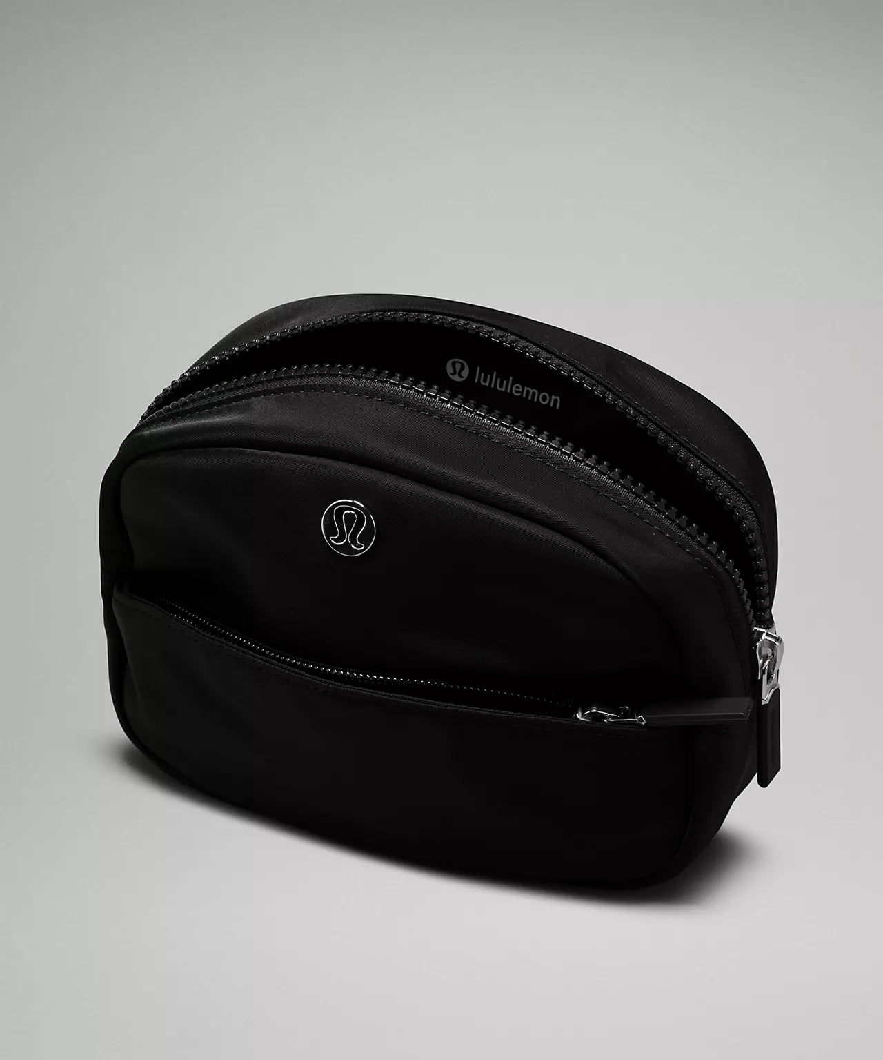 City essentials pouch mini