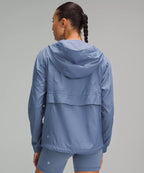 Chamarra rompevientos lululemon